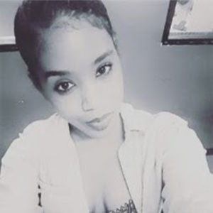 Meet your Posher, Chalea